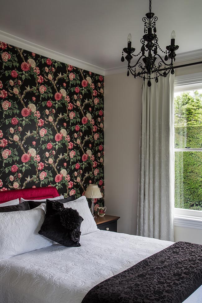 Marlborough luxury accommocation in beautifully restored 1850s colonial cottage