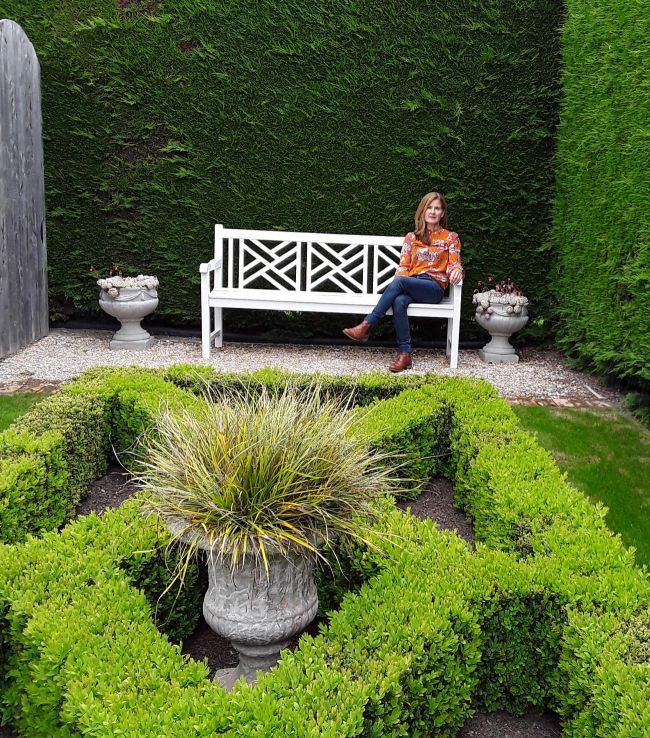 Marlborough accommocation in private garden